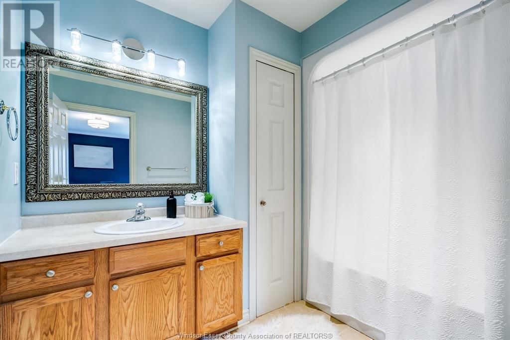 532 EMILY LANE Image 16