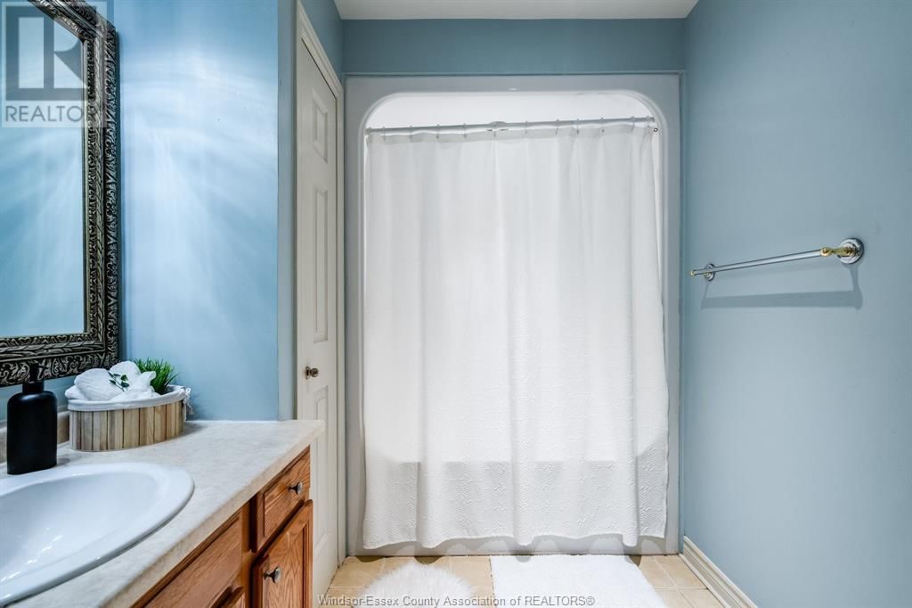 532 EMILY LANE Image 17