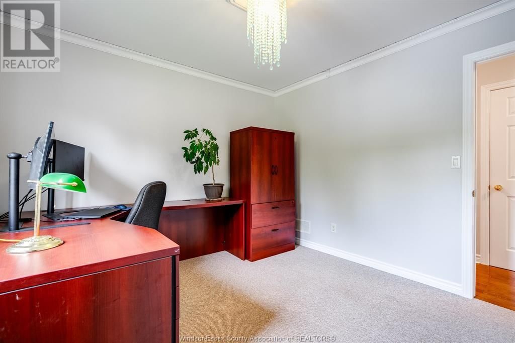 532 EMILY LANE Image 23