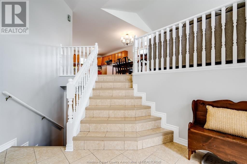 532 EMILY LANE Image 3