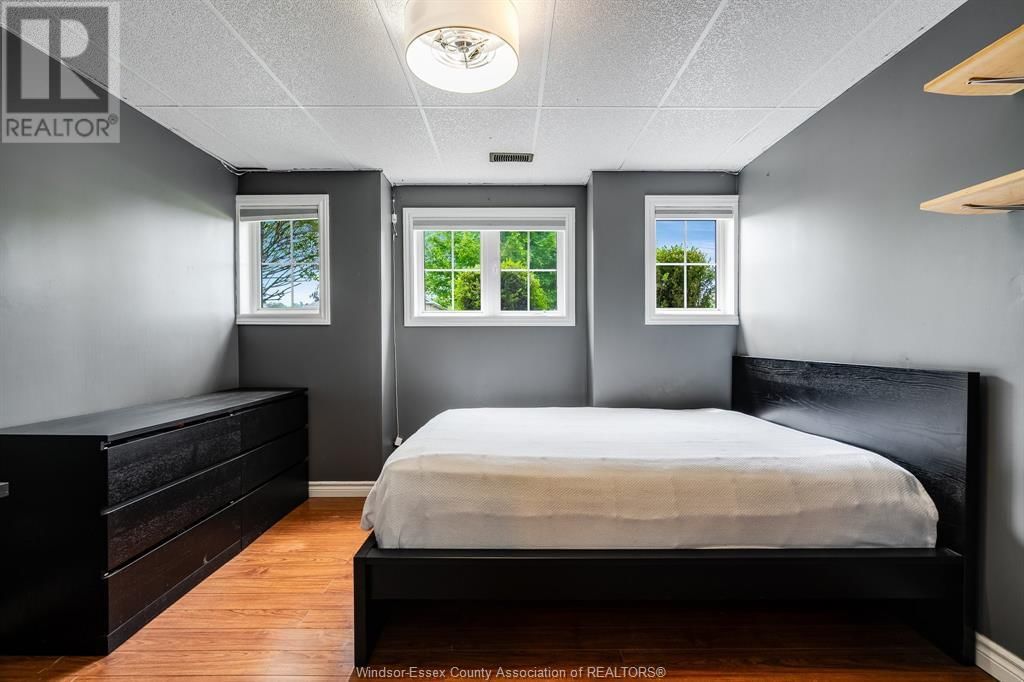 532 EMILY LANE Image 33