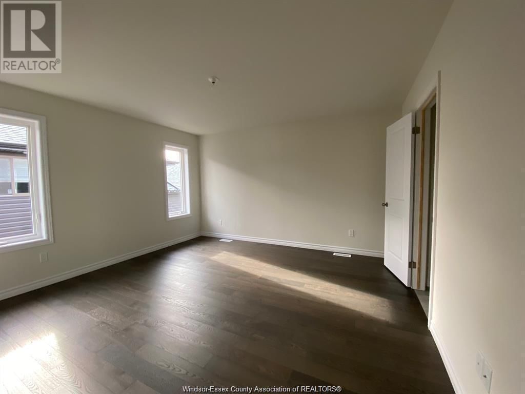 UPPER - 383 CYPRESS LANE Image 9