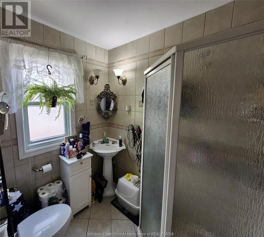 2240 MERCER STREET Image 4