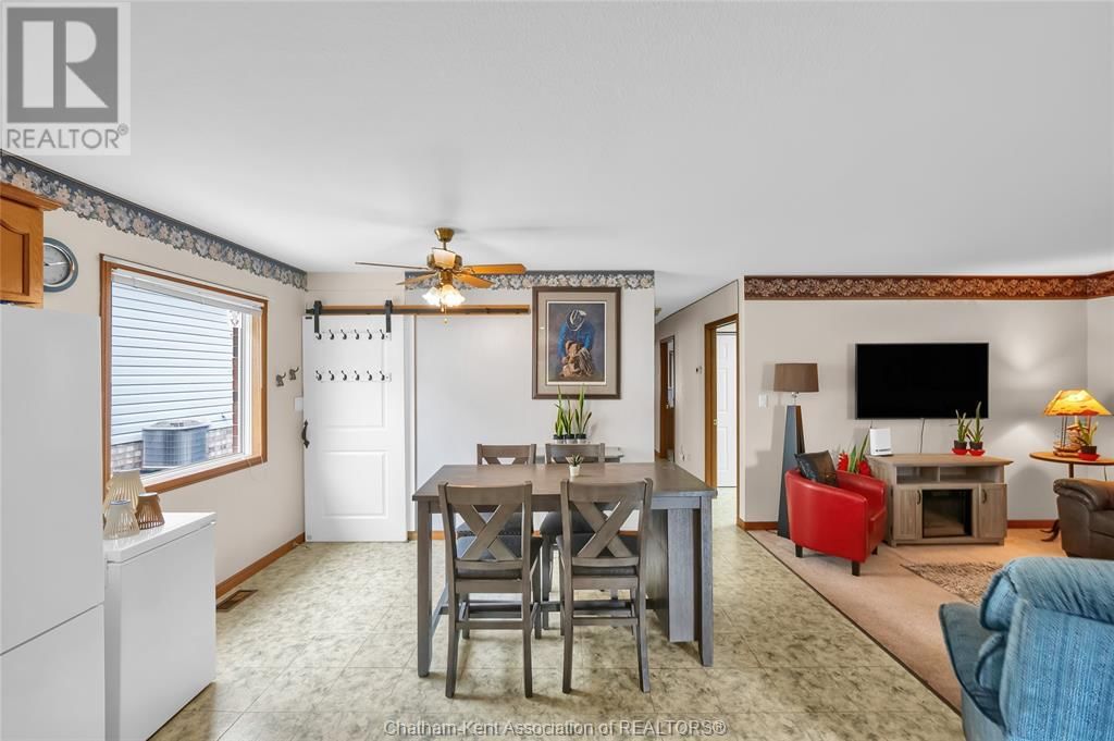 83 BRISTOL DRIVE Image 17