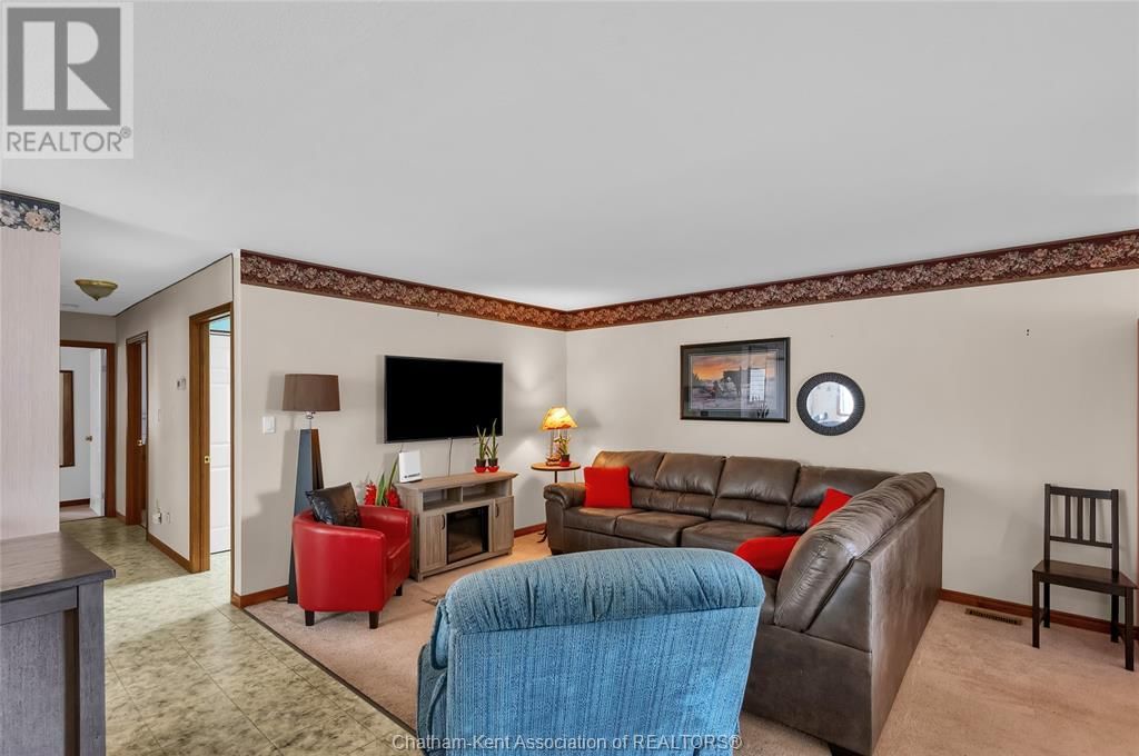 83 BRISTOL DRIVE Image 22