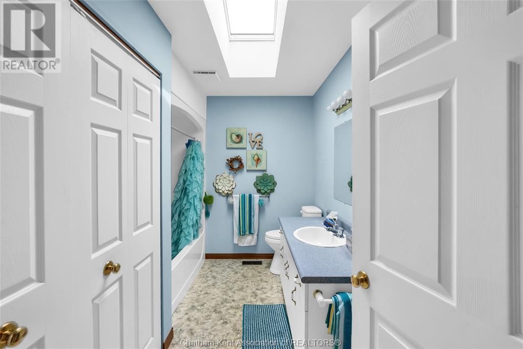 83 BRISTOL DRIVE Image 29