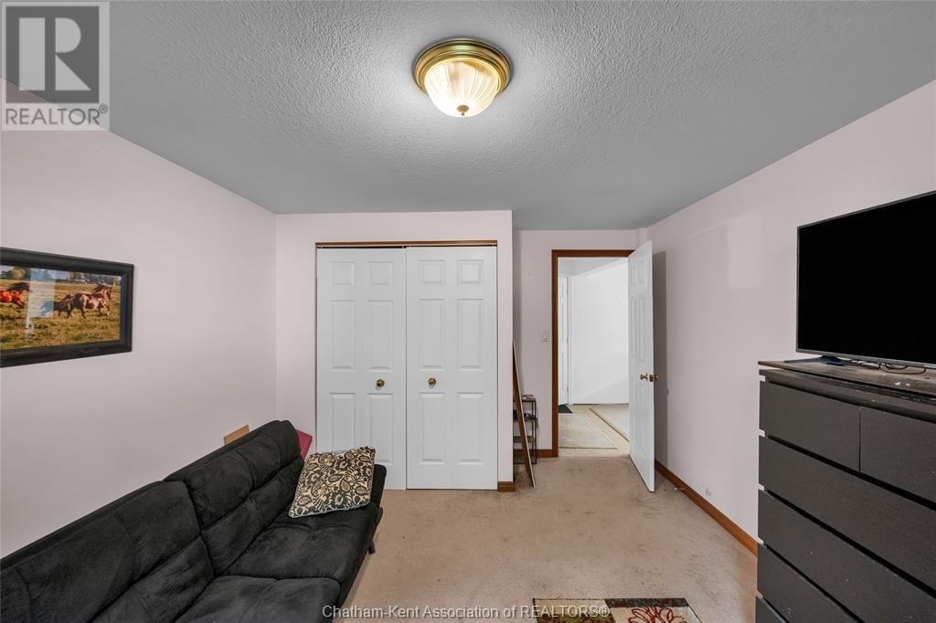 83 BRISTOL DRIVE Image 43