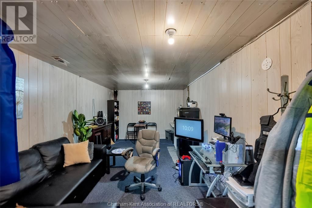 83 BRISTOL DRIVE Image 47
