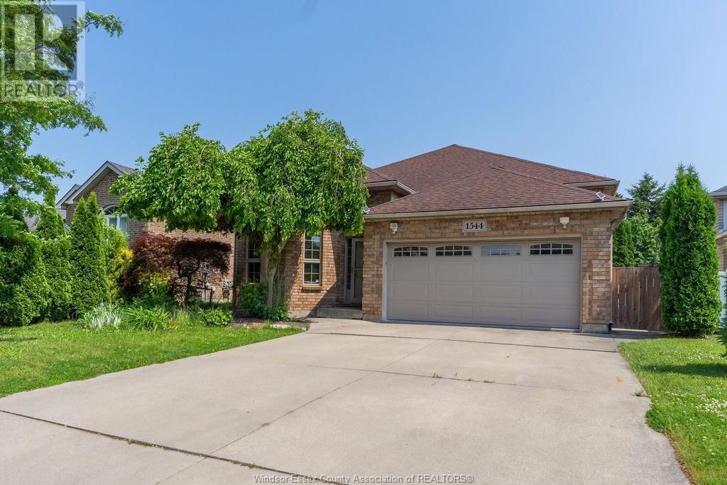 1544 IMPERIAL CRESCENT Image 1