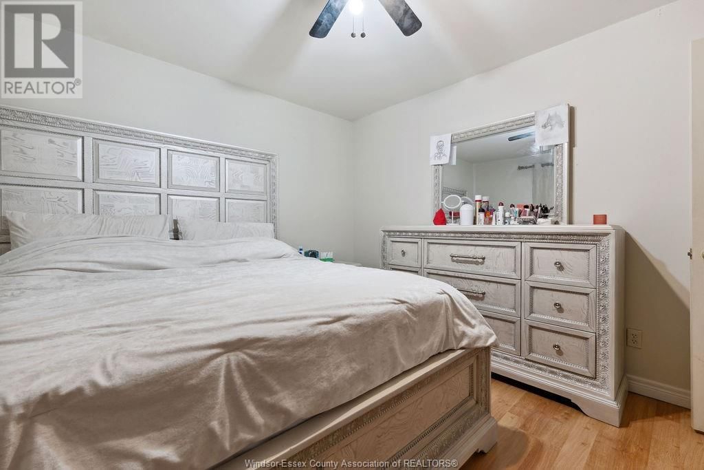 1544 IMPERIAL CRESCENT Image 11