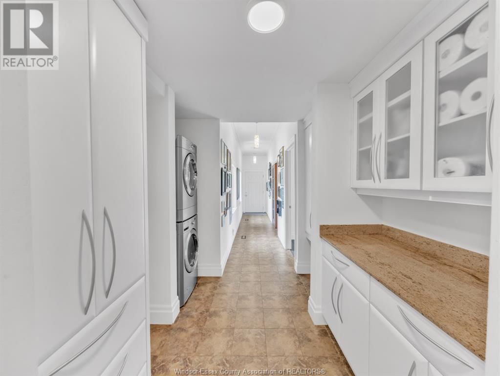 1042 LILYDALE Image 26