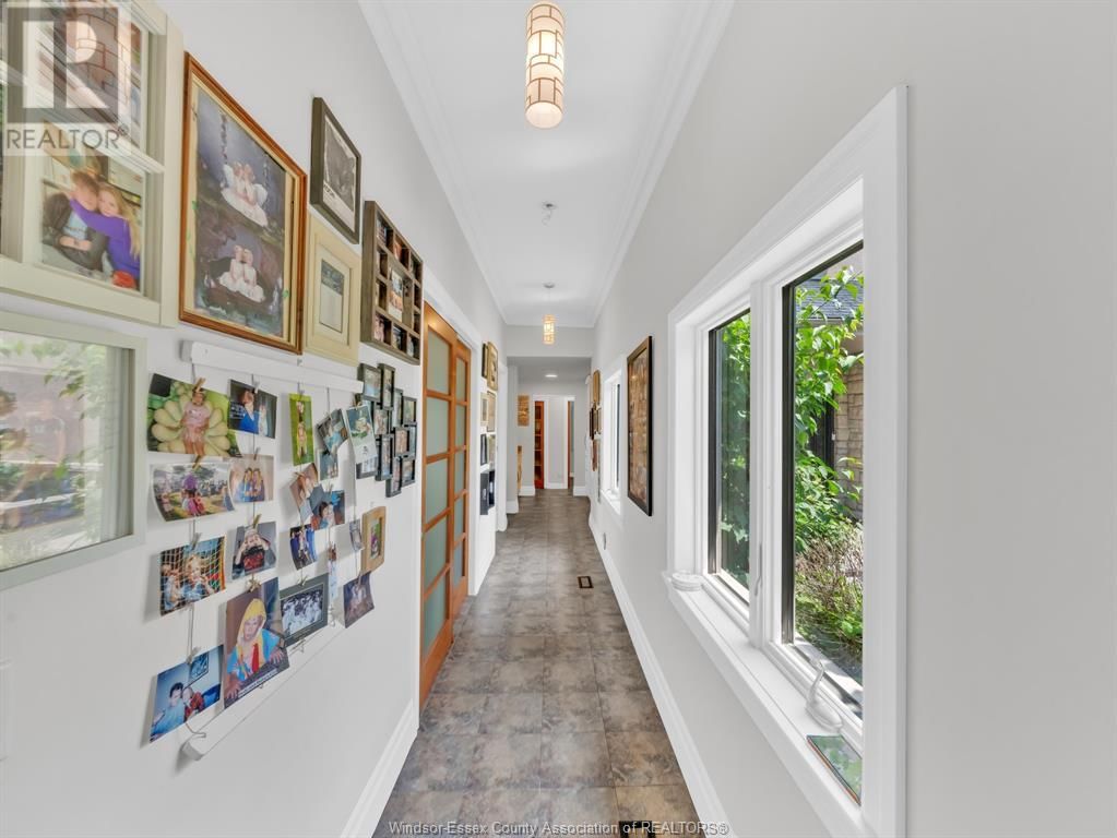 1042 LILYDALE Image 29