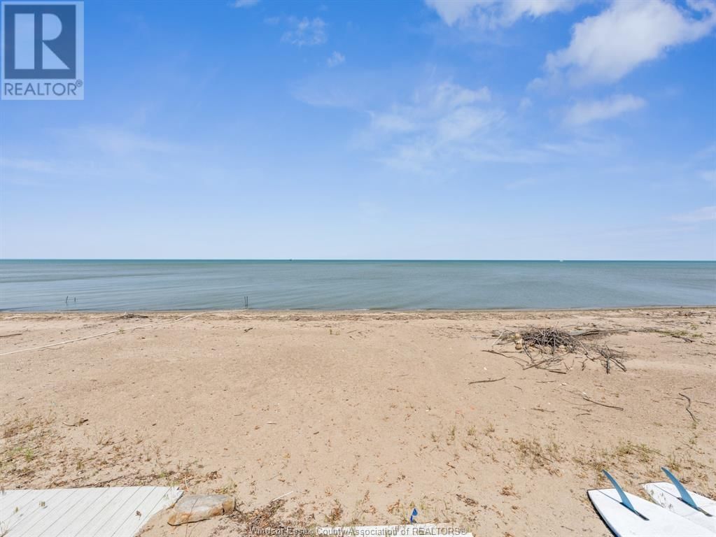 1042 LILYDALE Image 47