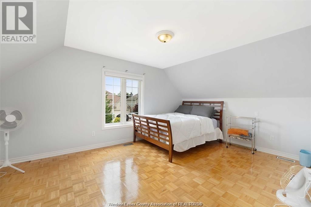 2645 BRIDGEWAY BOULEVARD Image 31