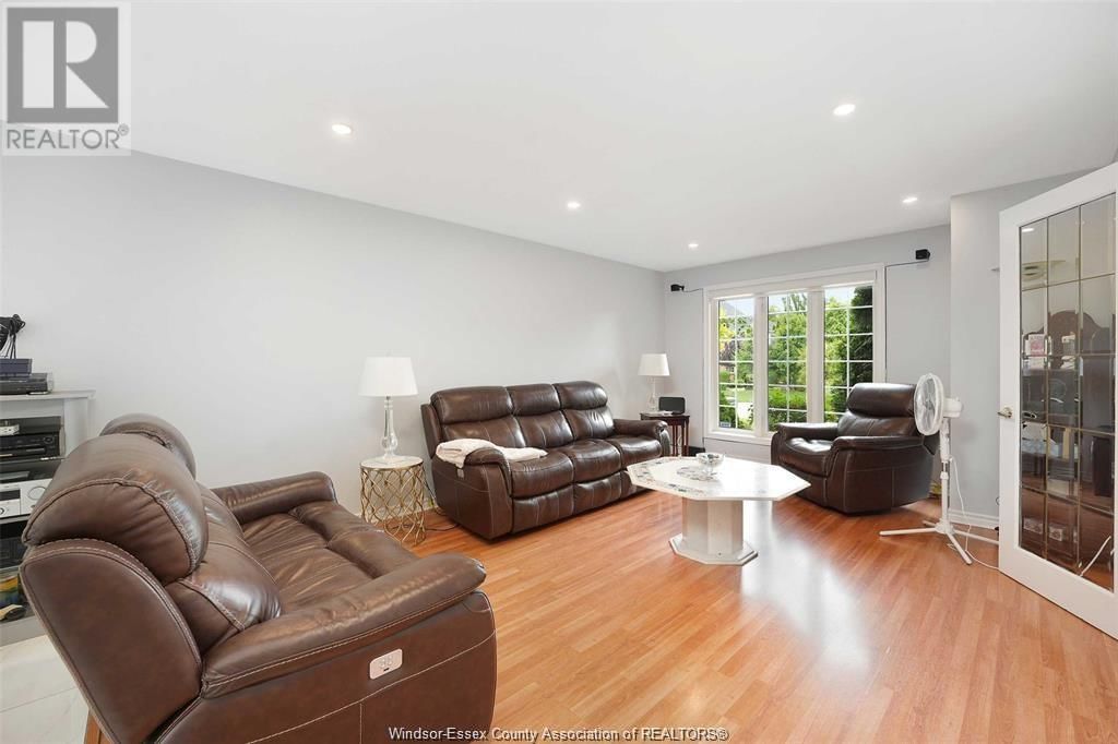 2645 BRIDGEWAY BOULEVARD Image 8