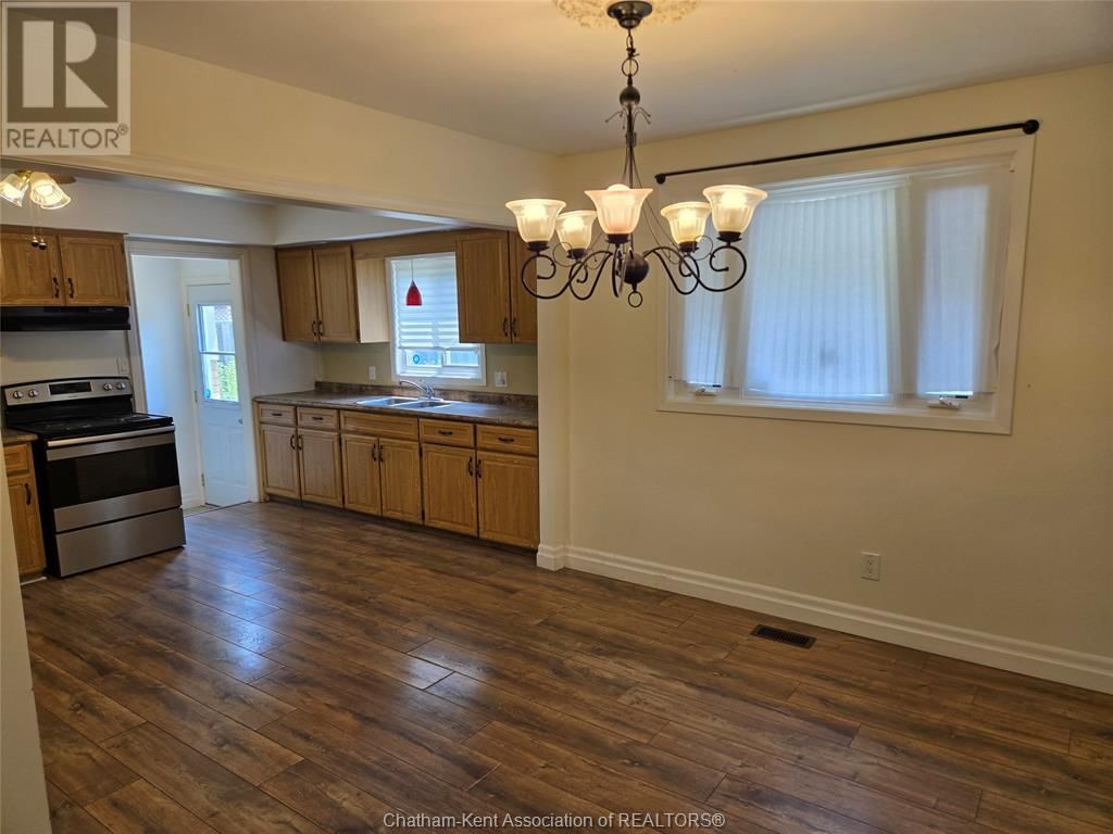 54 FINCH AVENUE Image 11
