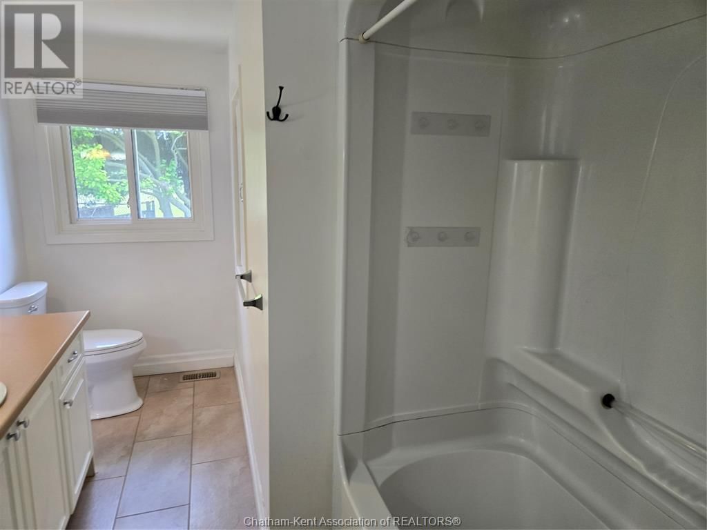 54 FINCH AVENUE Image 16
