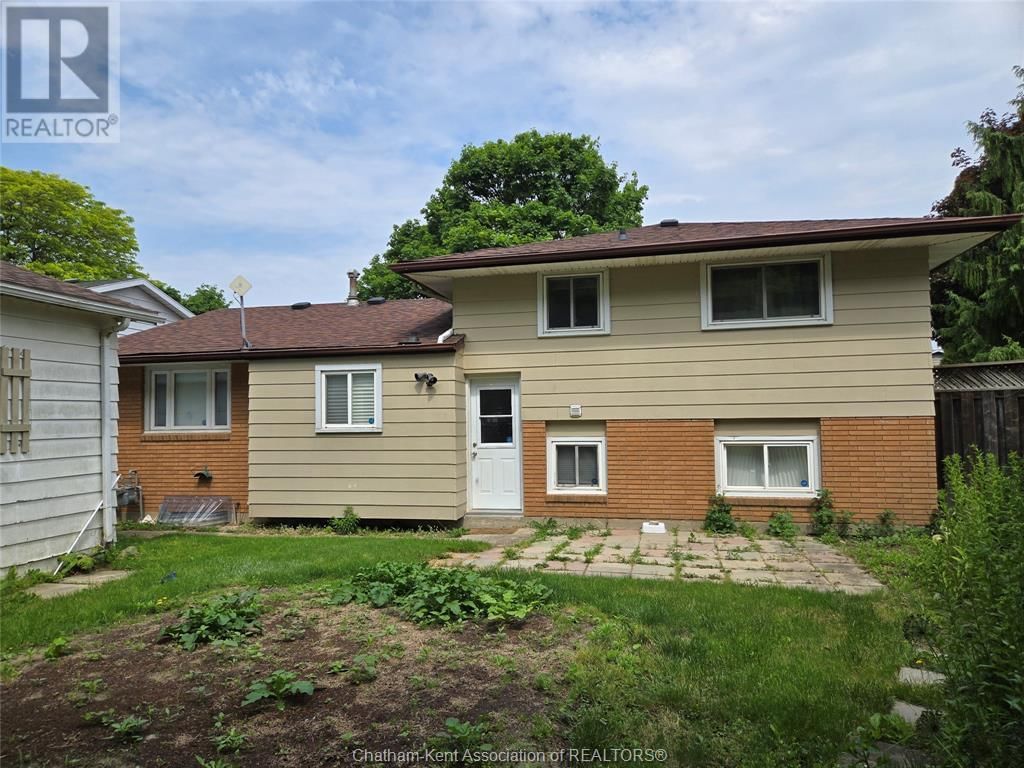 54 FINCH AVENUE Image 4