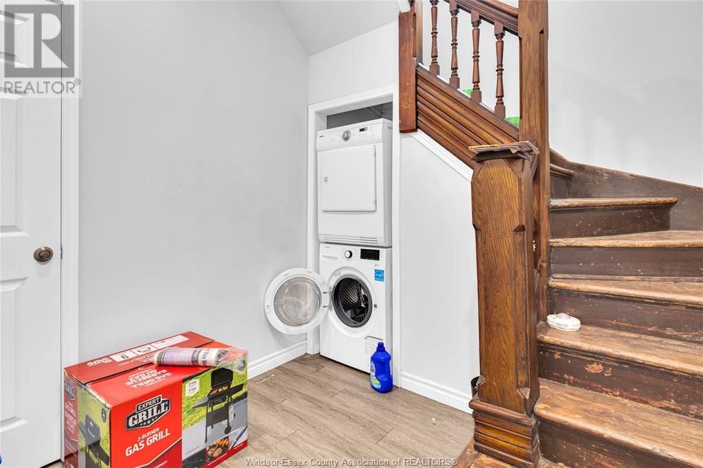 54 WELLINGTON STREET EAST Image 21