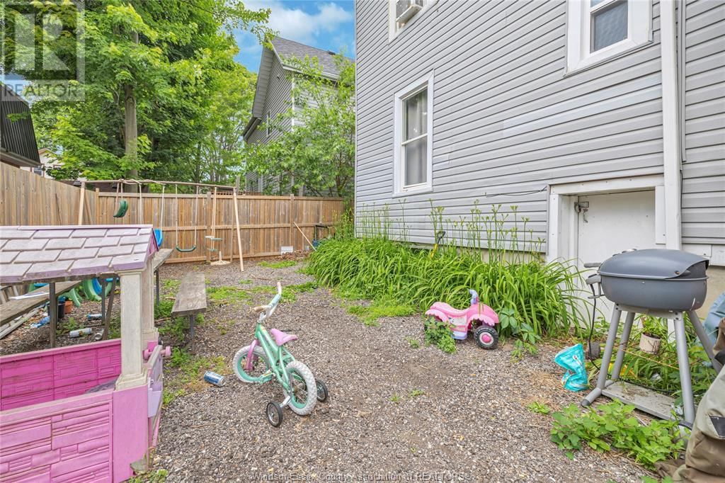 54 WELLINGTON STREET EAST Image 26