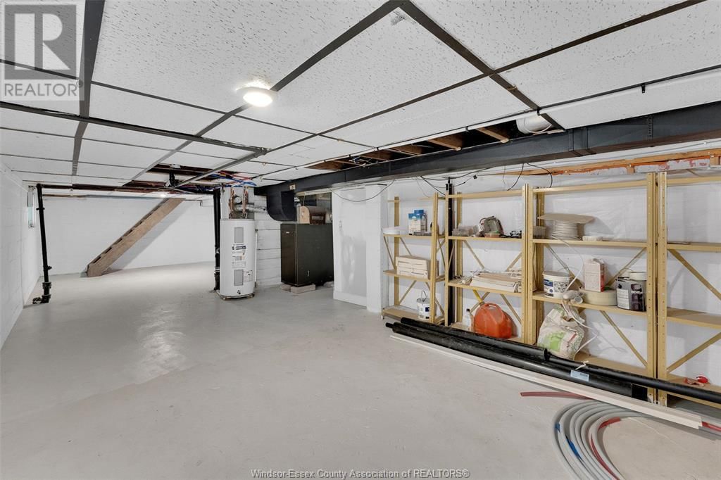 1347 LINCOLN Image 32