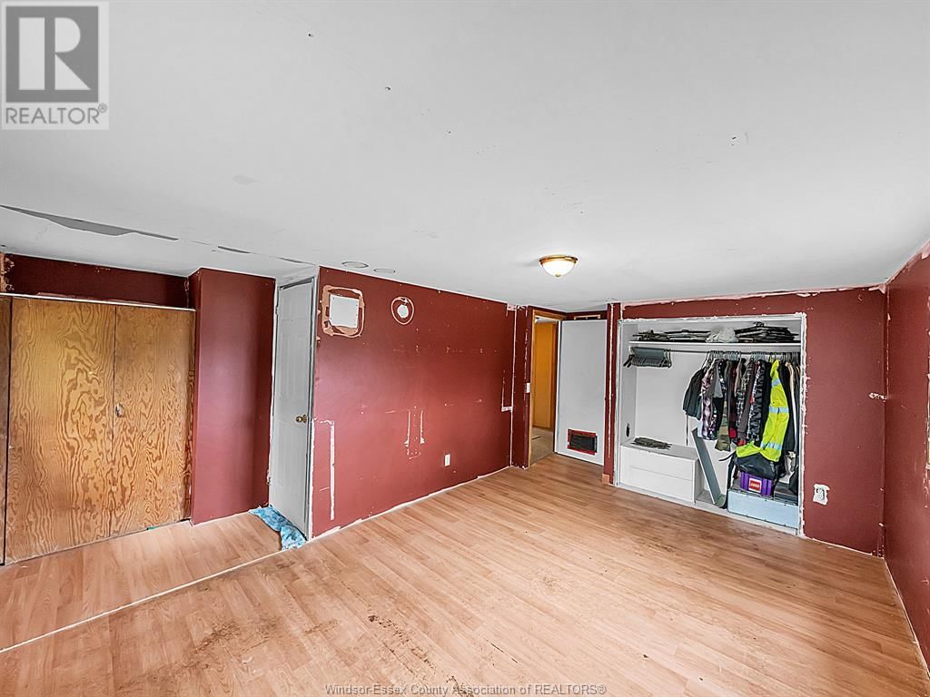 909 BUSHEY STREET Image 26