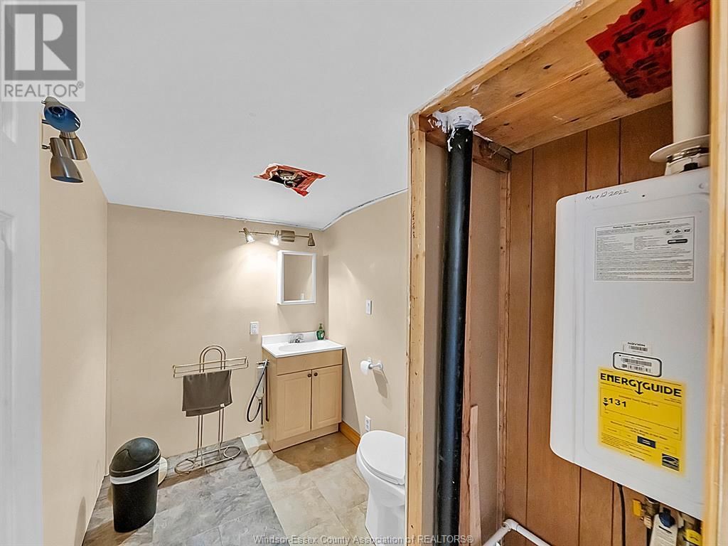 909 BUSHEY STREET Image 29