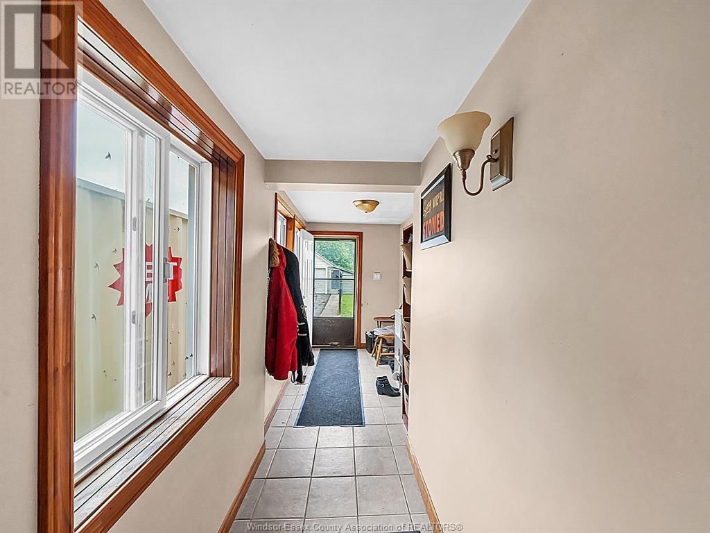 909 BUSHEY STREET Image 3