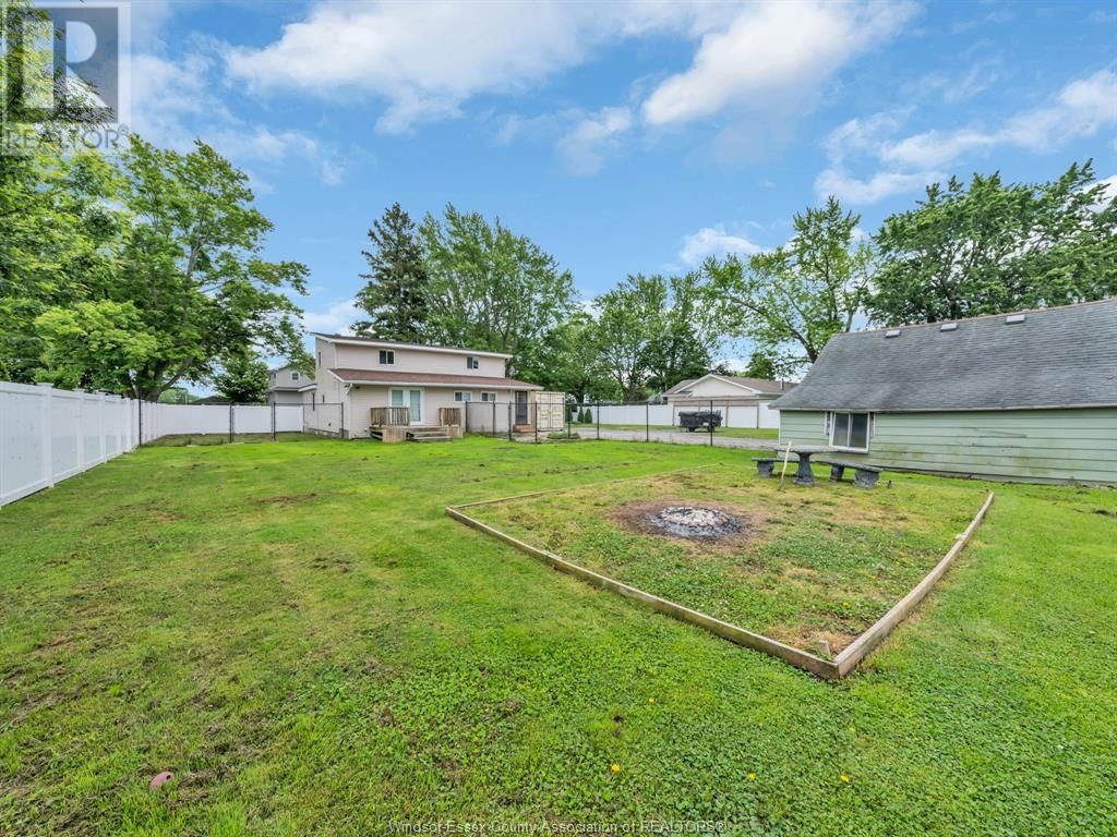 909 BUSHEY STREET Image 50