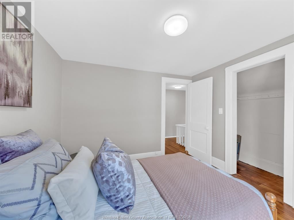1090 MARENTETTE AVENUE Image 25