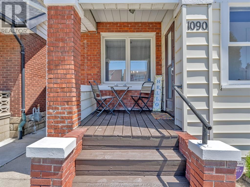 1090 MARENTETTE AVENUE Image 5