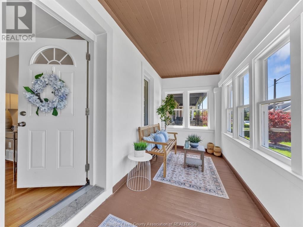 1090 MARENTETTE AVENUE Image 6