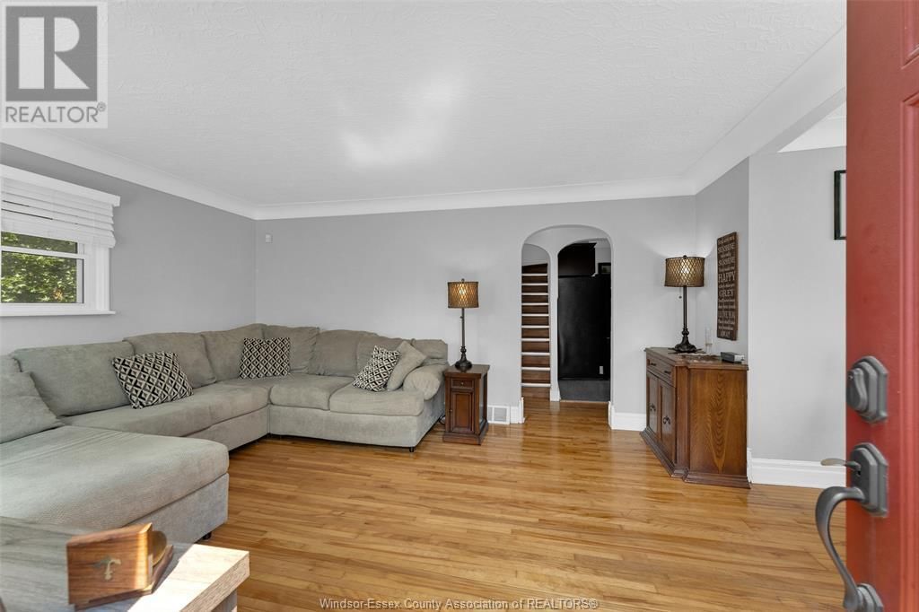5411 MALDEN Image 4