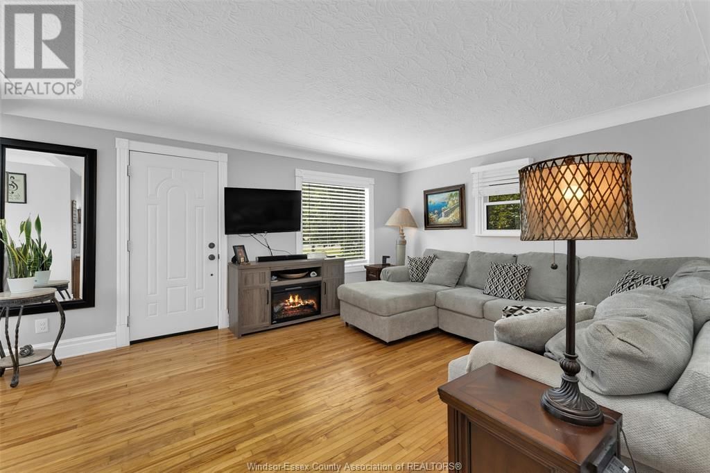 5411 MALDEN Image 6