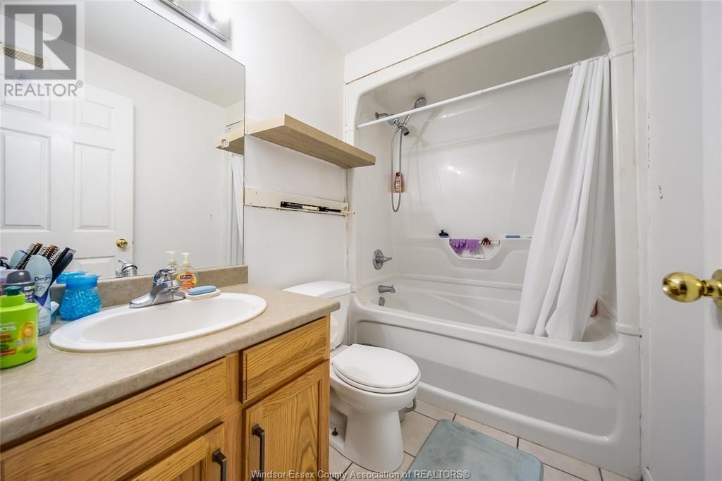 1738 NORTHWAY AVENUE Image 15