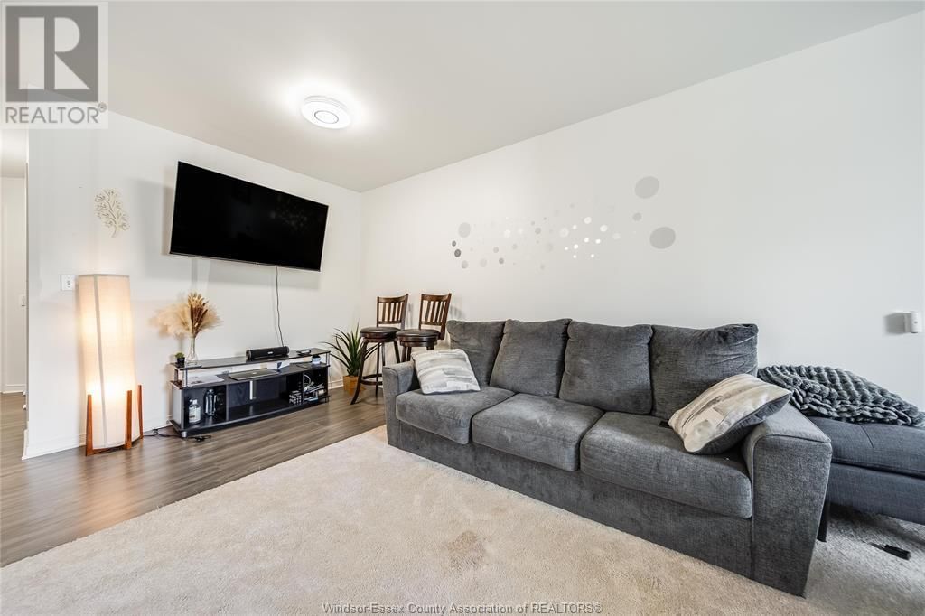 1738 NORTHWAY AVENUE Image 30