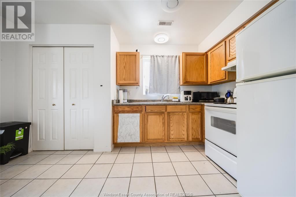 1738 NORTHWAY AVENUE Image 33