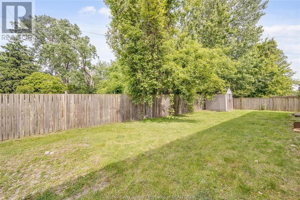 1738 NORTHWAY AVENUE Image 41