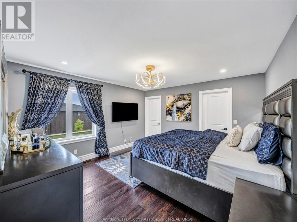 1269 CAMPANA CRESCENT Image 32