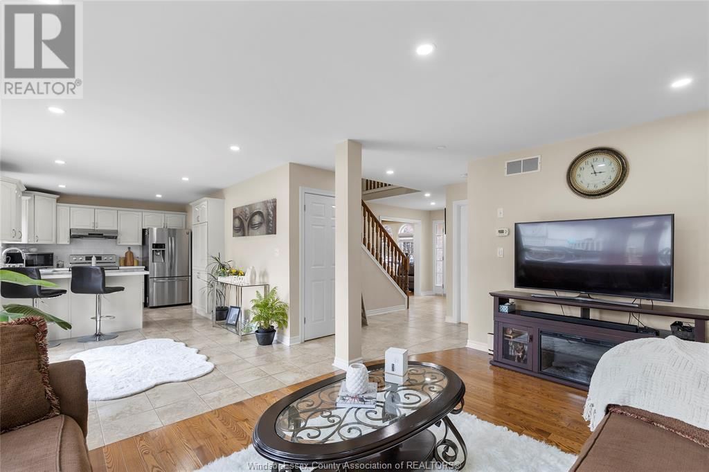 4575 UNICORN AVENUE Image 11