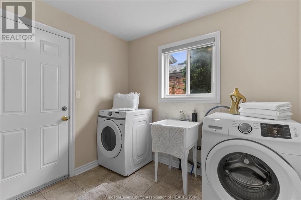 4575 UNICORN AVENUE Image 18