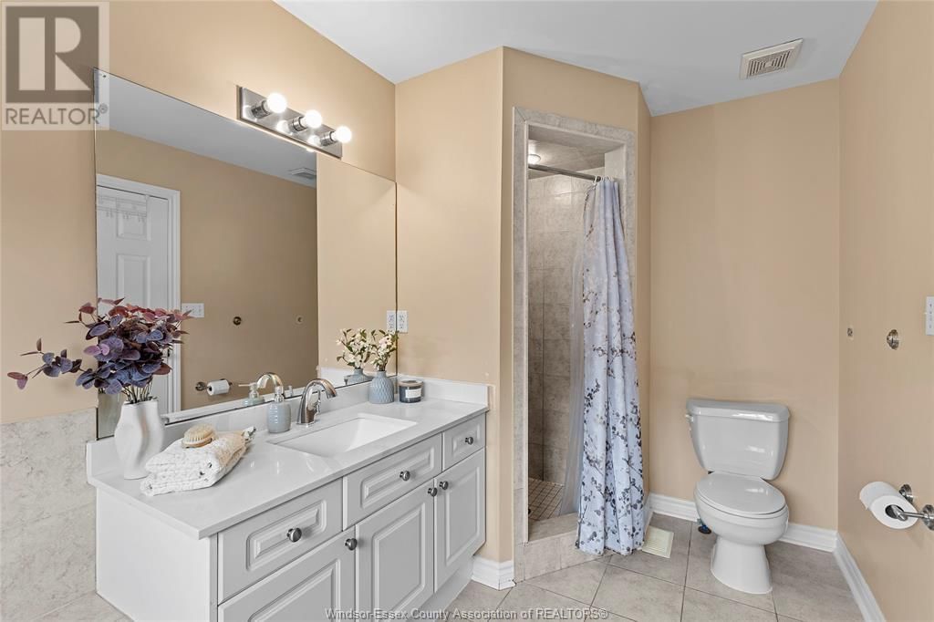 4575 UNICORN AVENUE Image 21