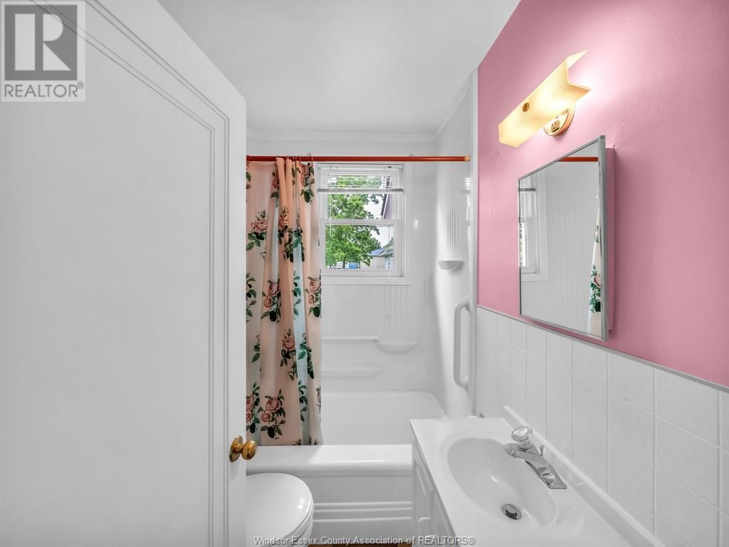 277 ST. ARNAUD Image 17