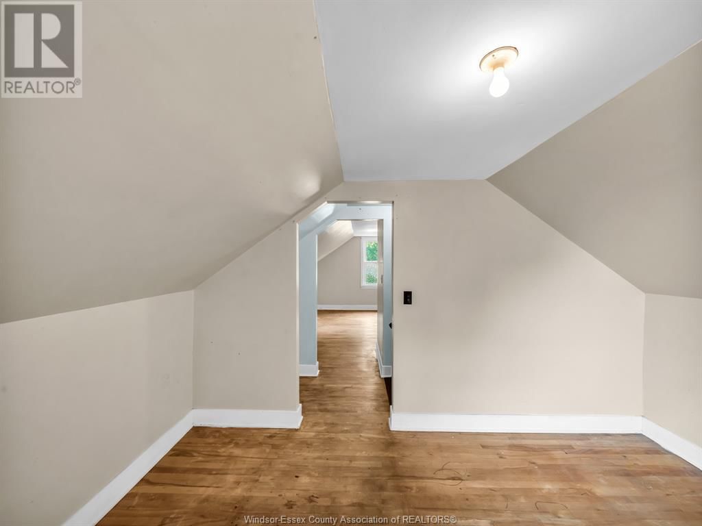 277 ST. ARNAUD Image 19