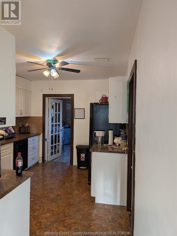 274 BELLEVIEW Image 18