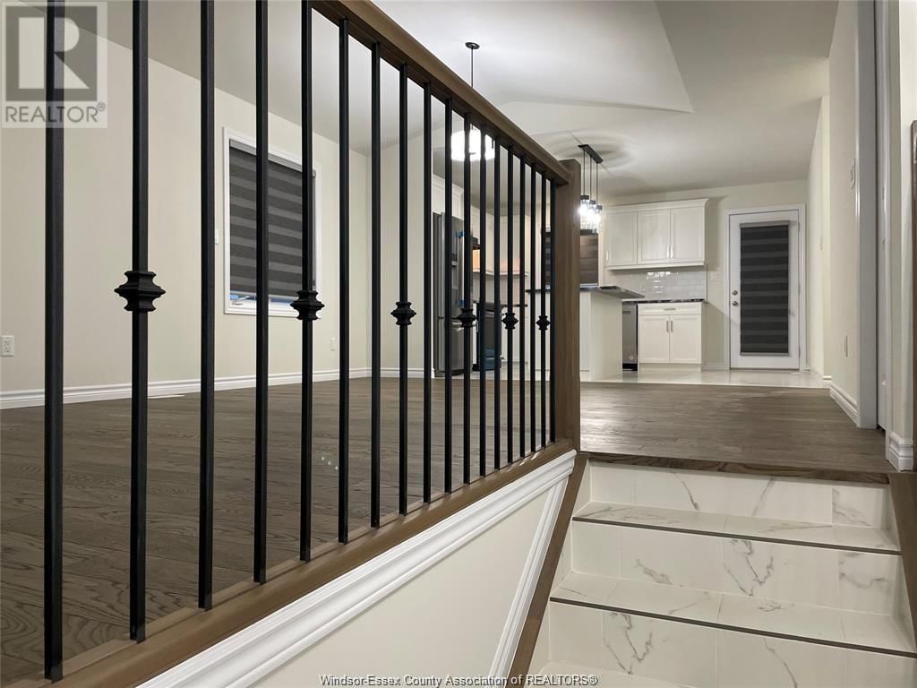 UPPER - 383 MULBERRY LANE Image 3