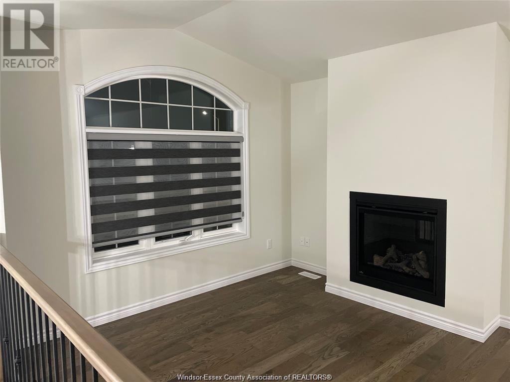 UPPER - 383 MULBERRY LANE Image 4