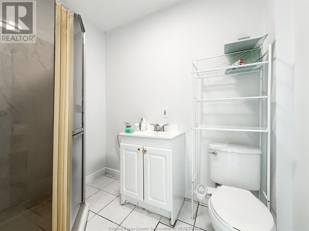 421 HALL AVENUE Image 14