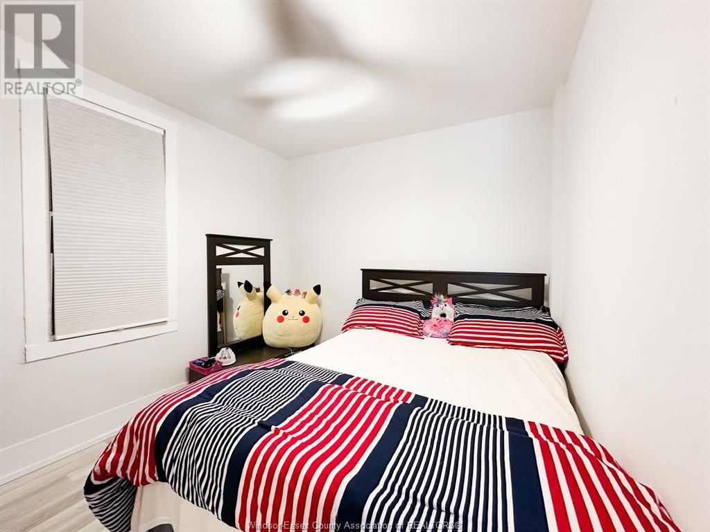421 HALL AVENUE Image 17