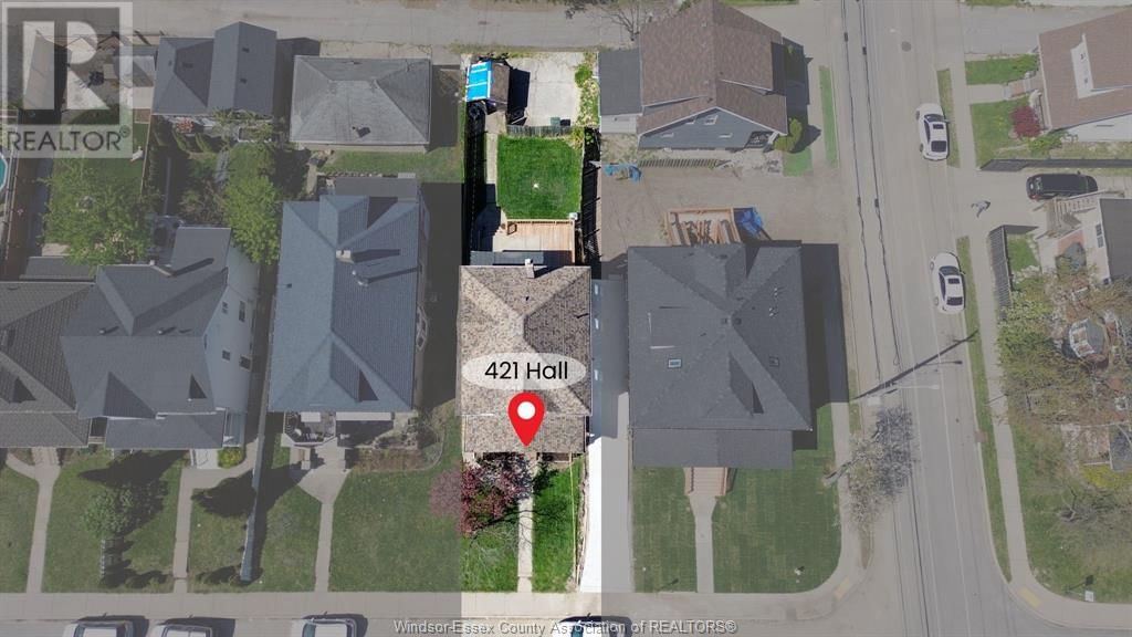 421 HALL AVENUE Image 31